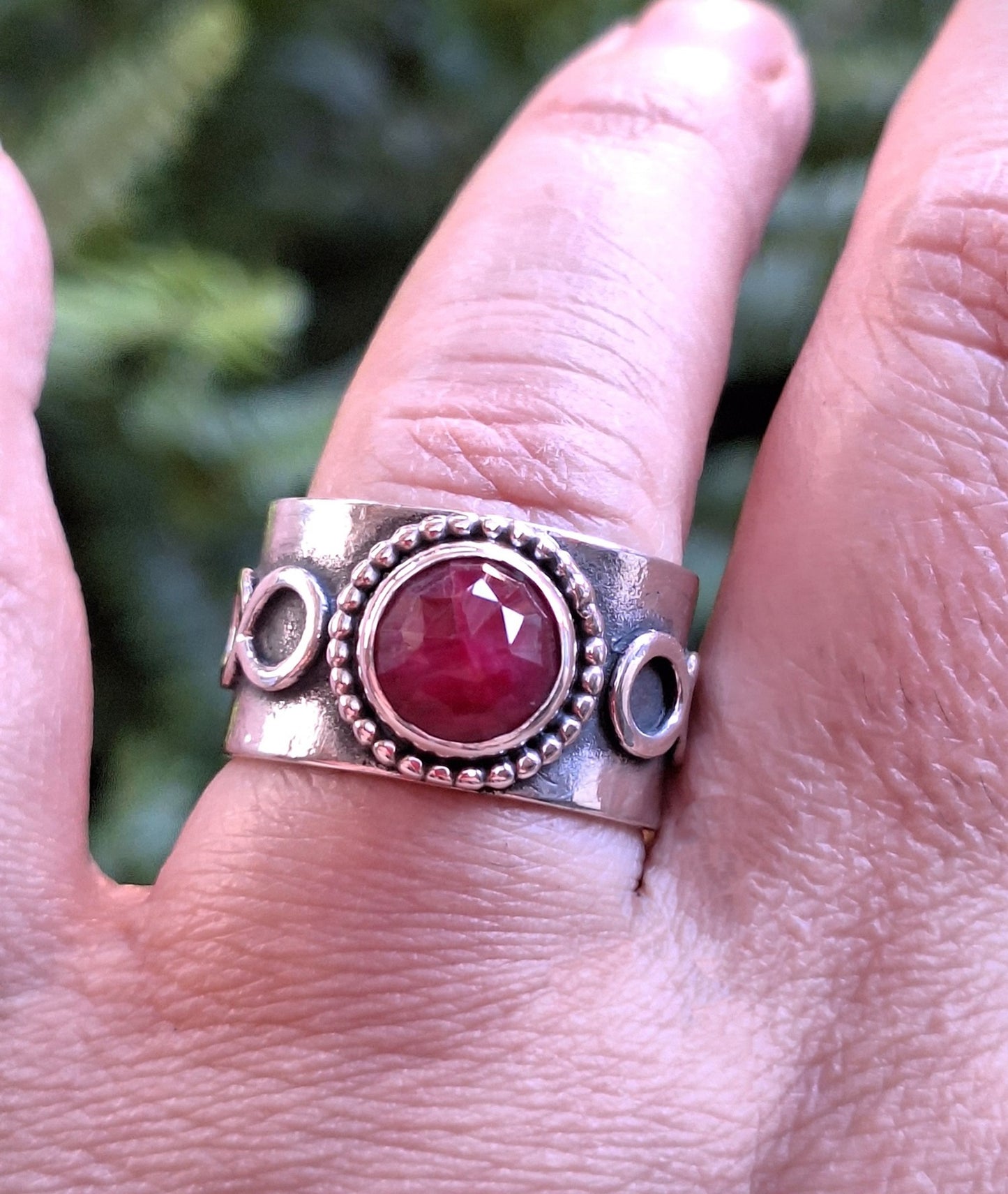Anillo rubí infinito