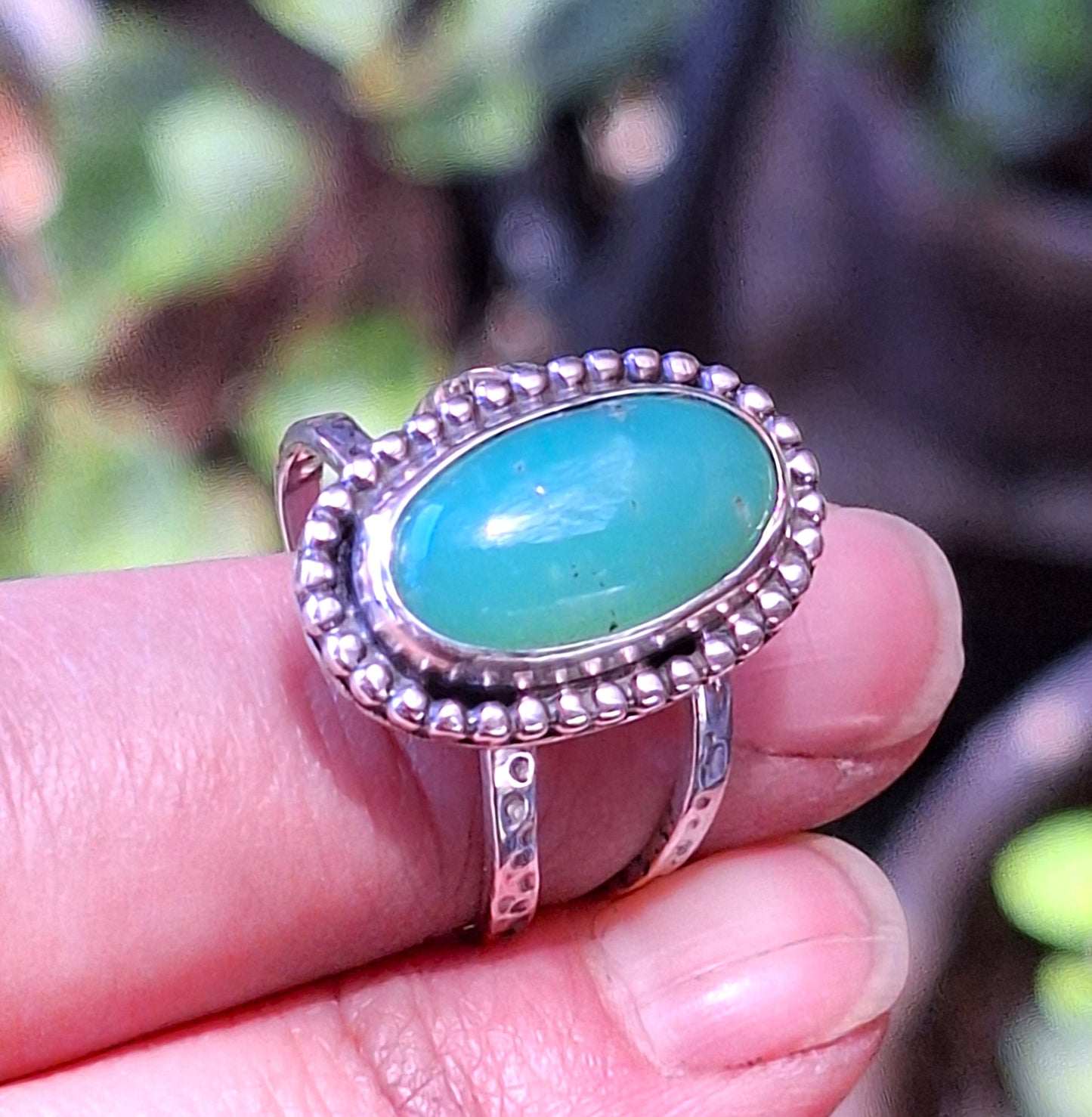 Anillo crisoprasa pelotitas doble argolla