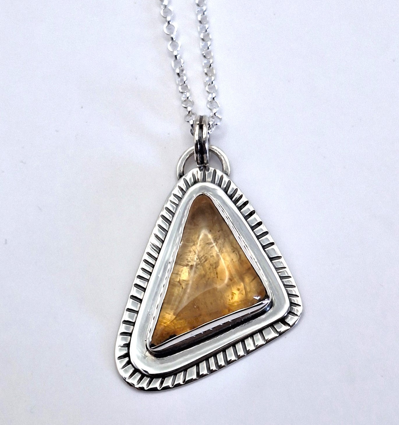 Colgante Citrino triangular