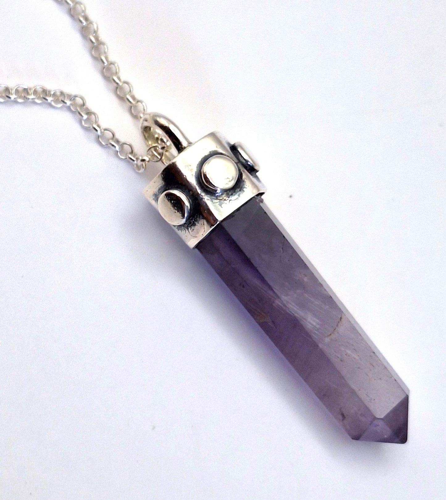 Colgante Punta Amatista tachas