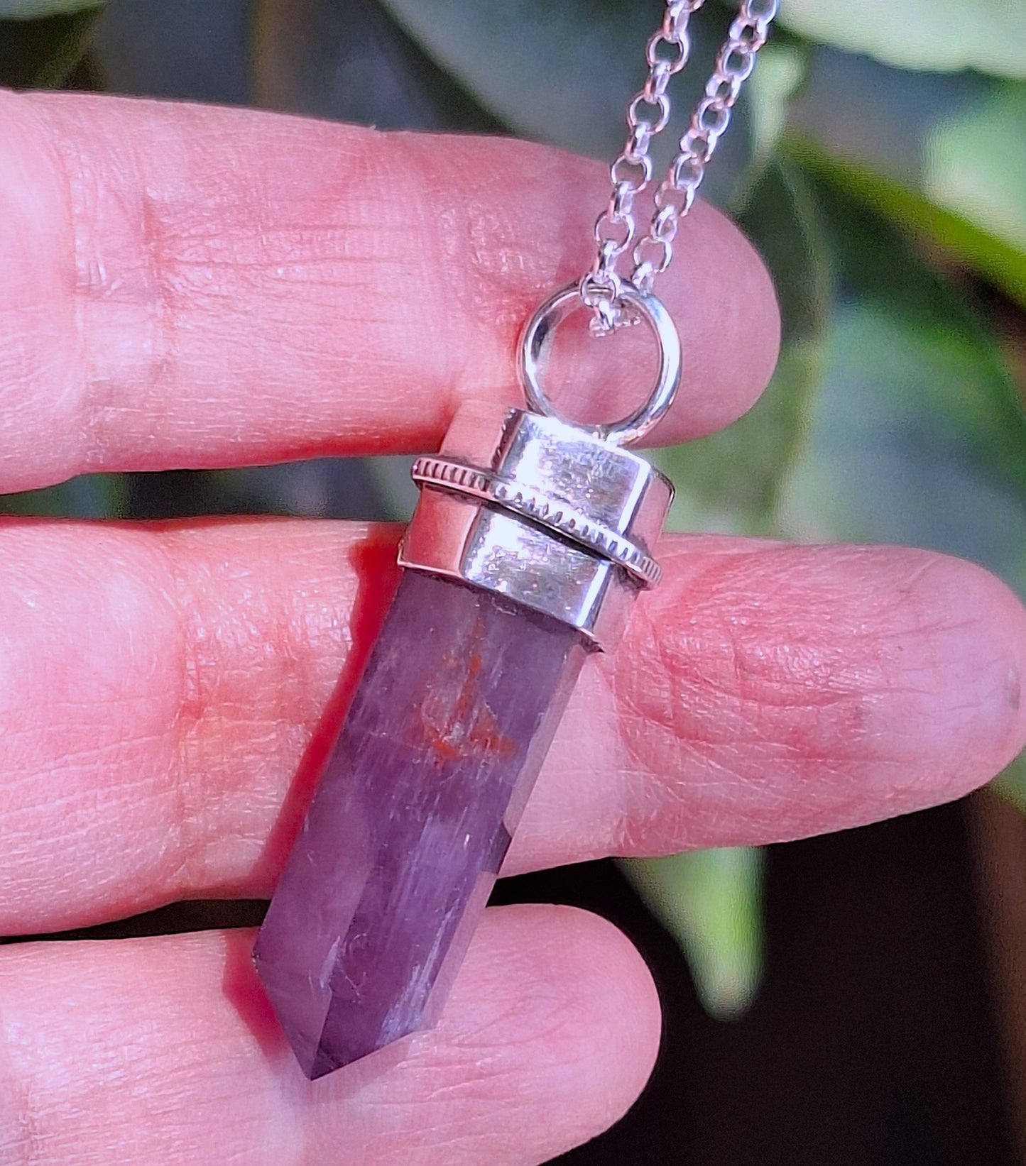 Colgante Punta Amatista líneas