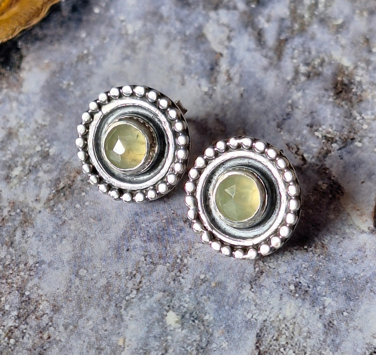 Aros Prehnita pegados pelotitas