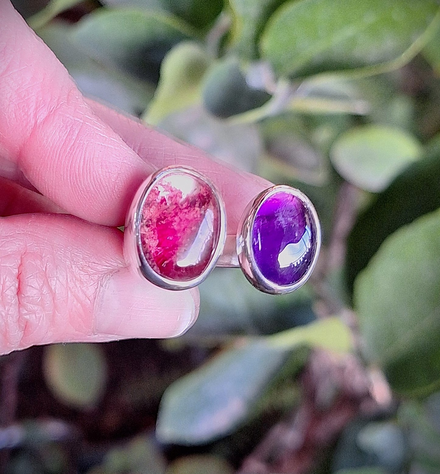 Anillo Amatista y Cuarzo Lodolita abierto