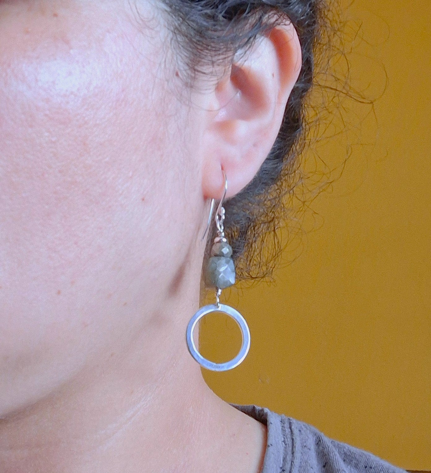 Aros Labradorita y Pirita círculos colgantes