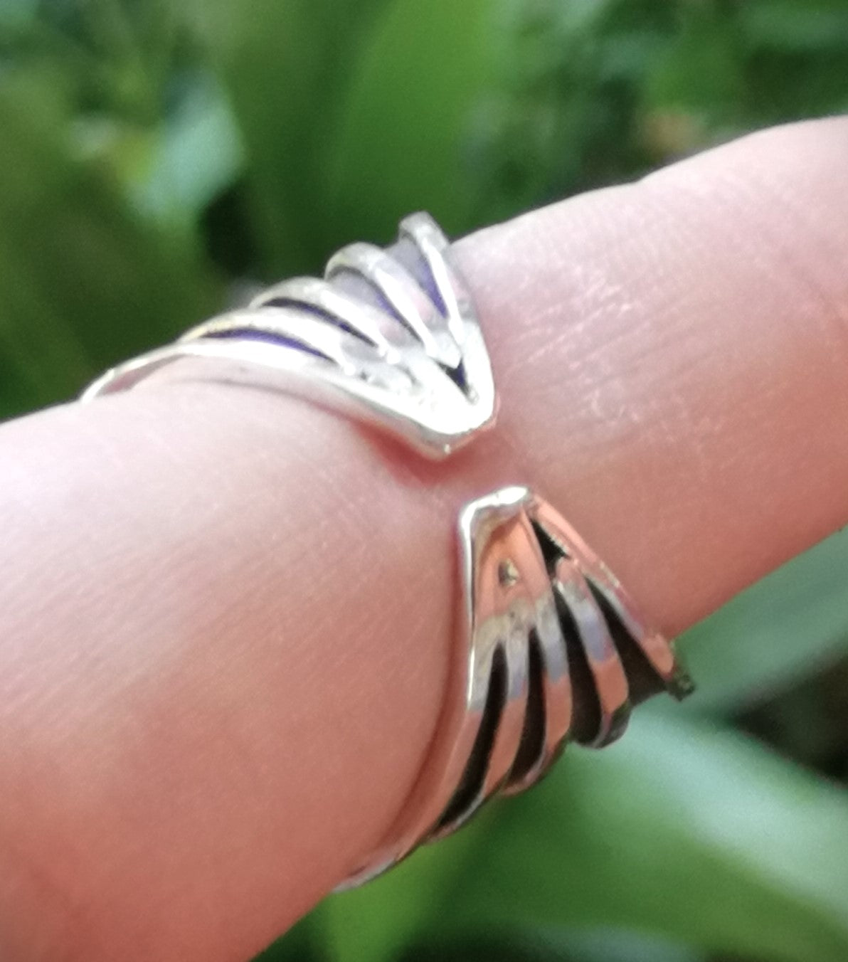 Anillo Larimar relieve líneas