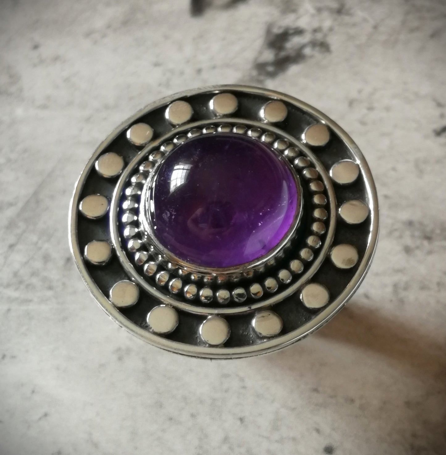 Anillo Amatista pelotitas XL