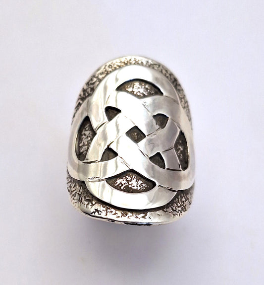 Anillo celta reticulado envejecido