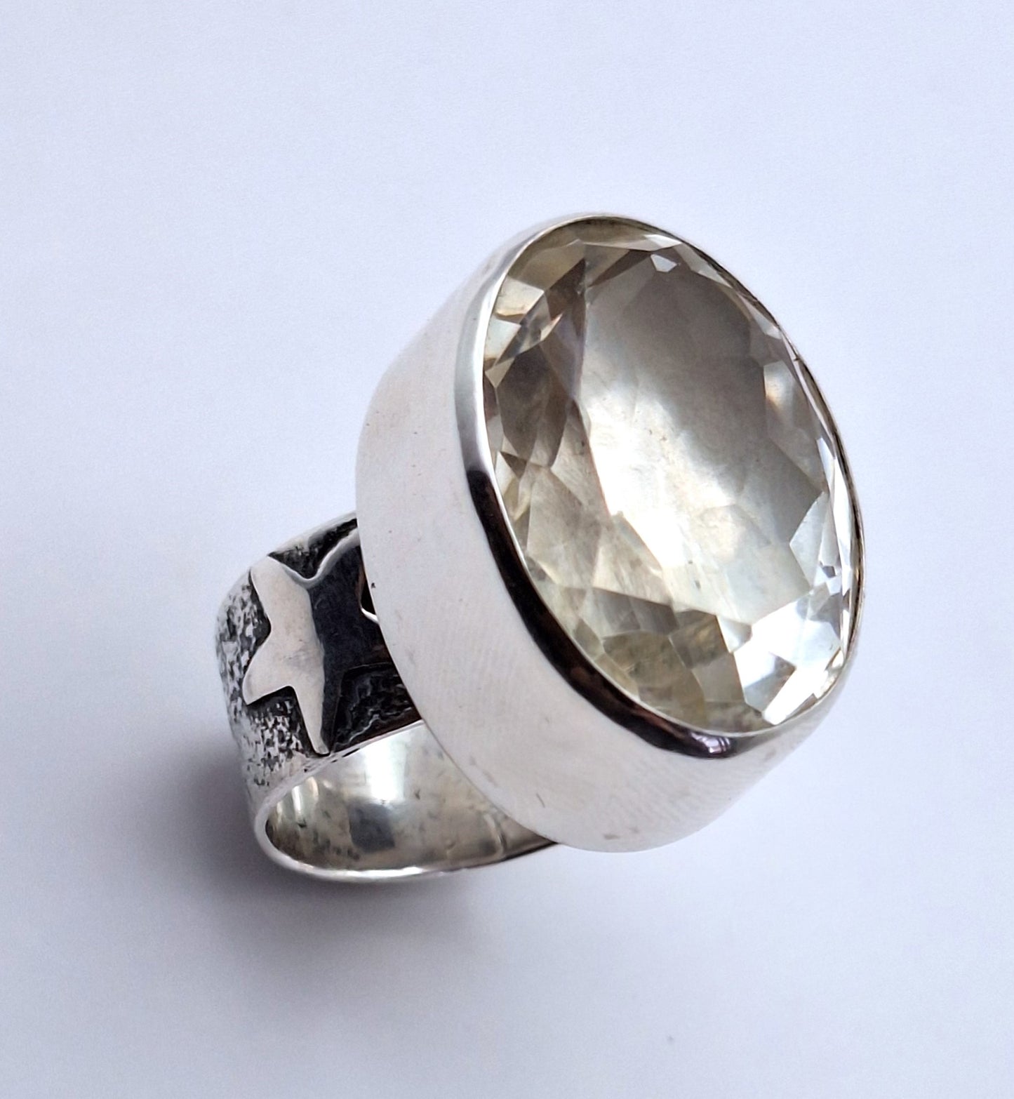 Anillo Cuarzo cristal facetado maxi