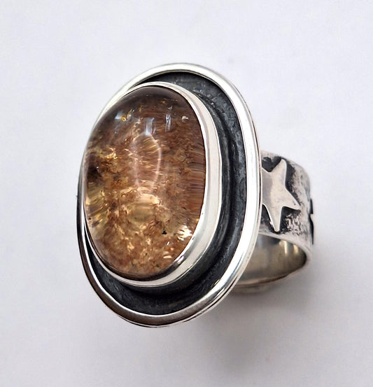 Anillo Cuarzo Lodolita envejecido con estrellas