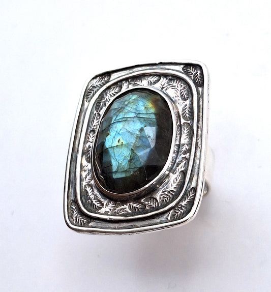 Anillo Labradorita diseño hojas L