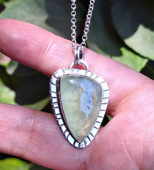 Colgante Prehnita triangular