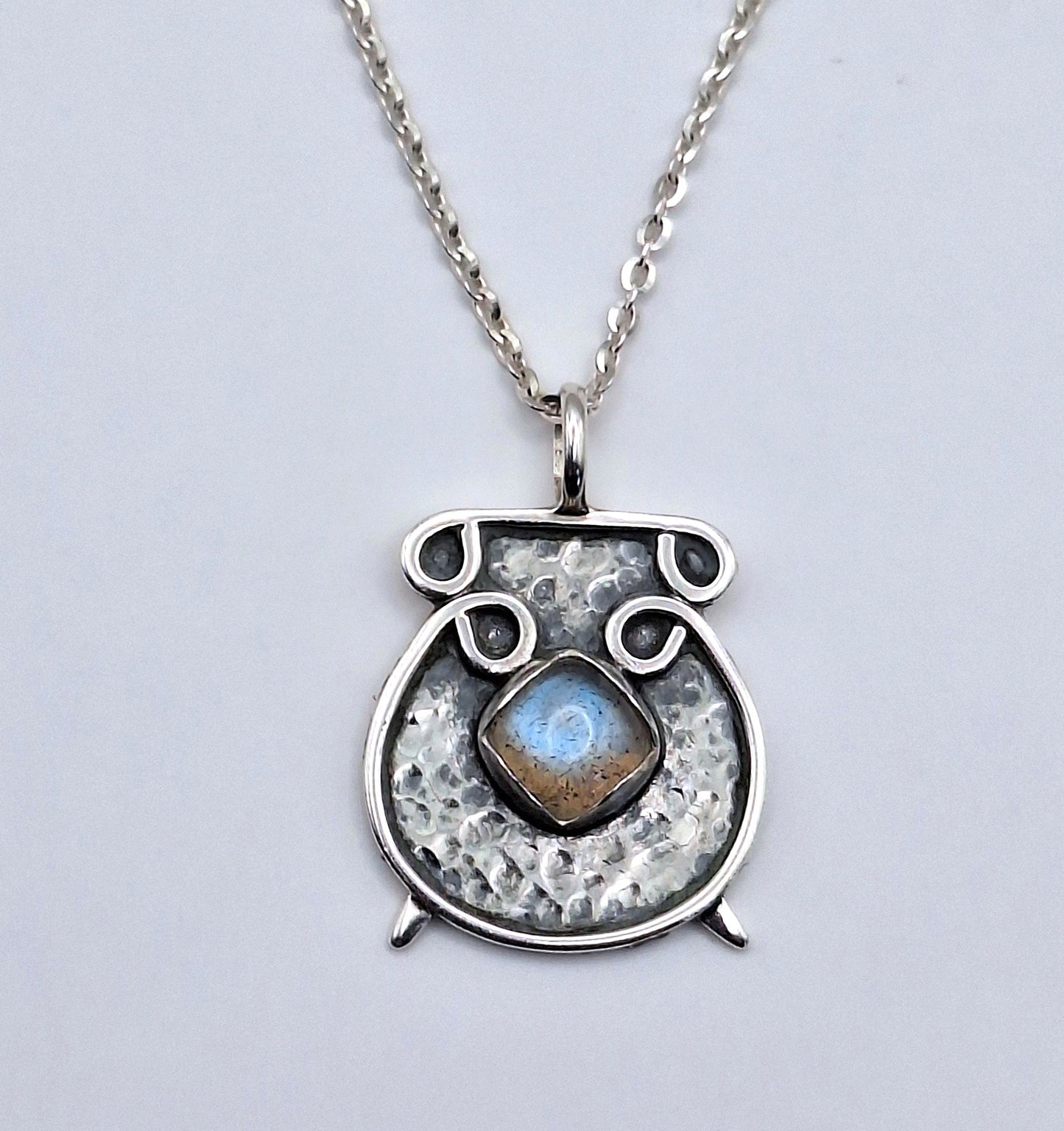 Colgante Labradorita caldero amuleto