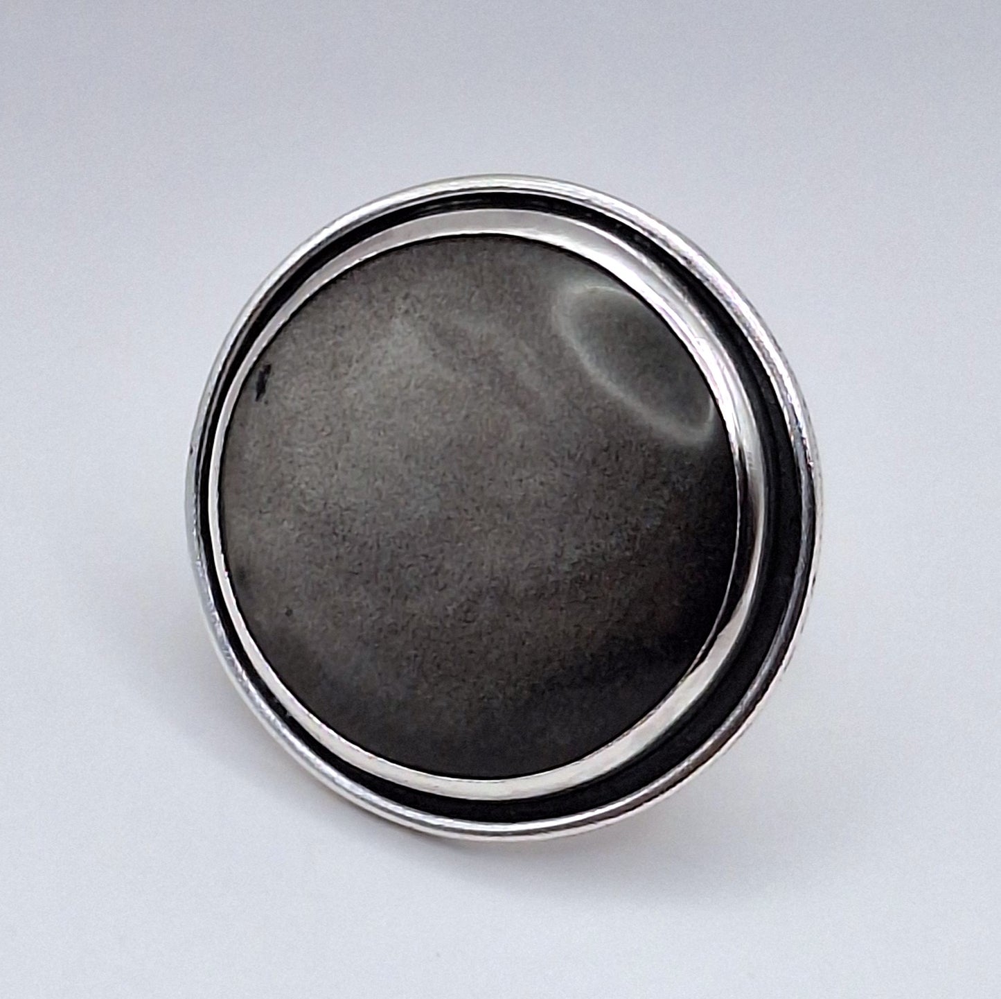 Anillo Obsidiana plateada maxi redondo