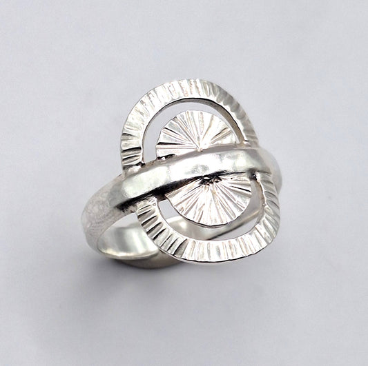 Anillo argolla étnica soles