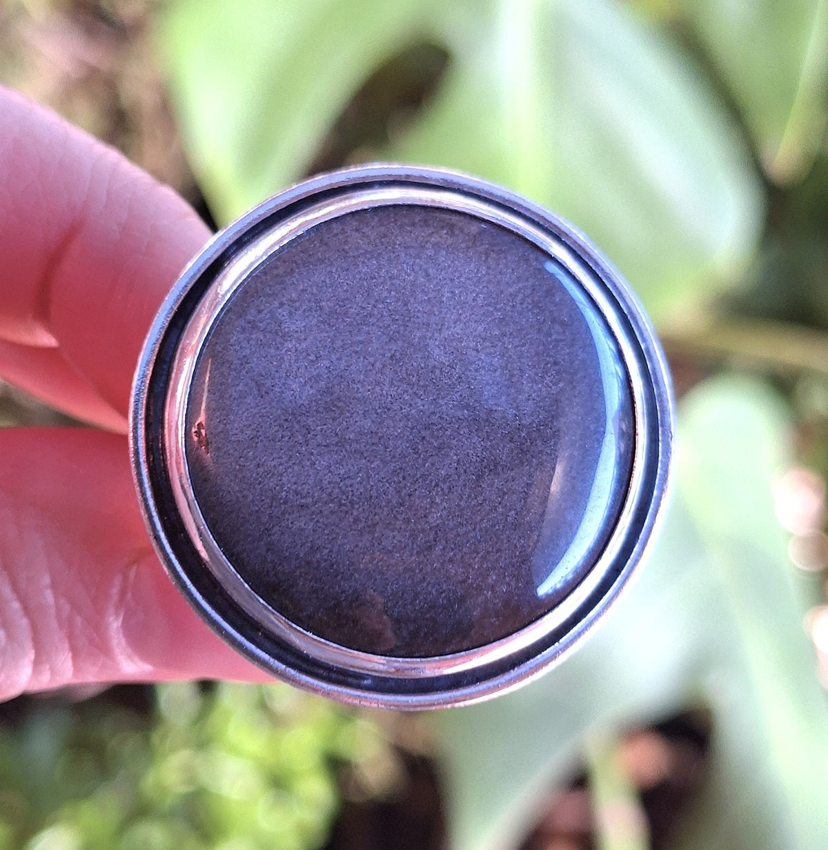 Anillo Obsidiana plateada maxi redondo