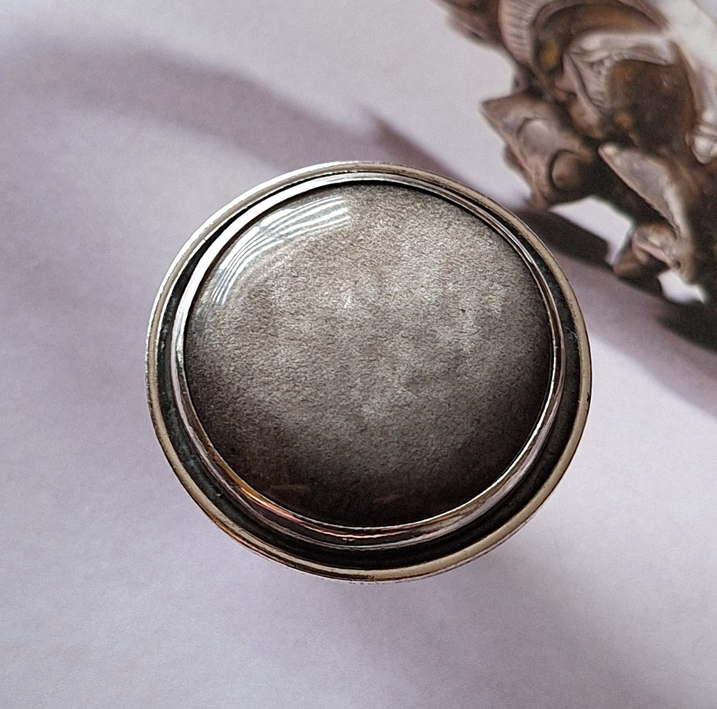 Anillo Obsidiana plateada maxi redondo