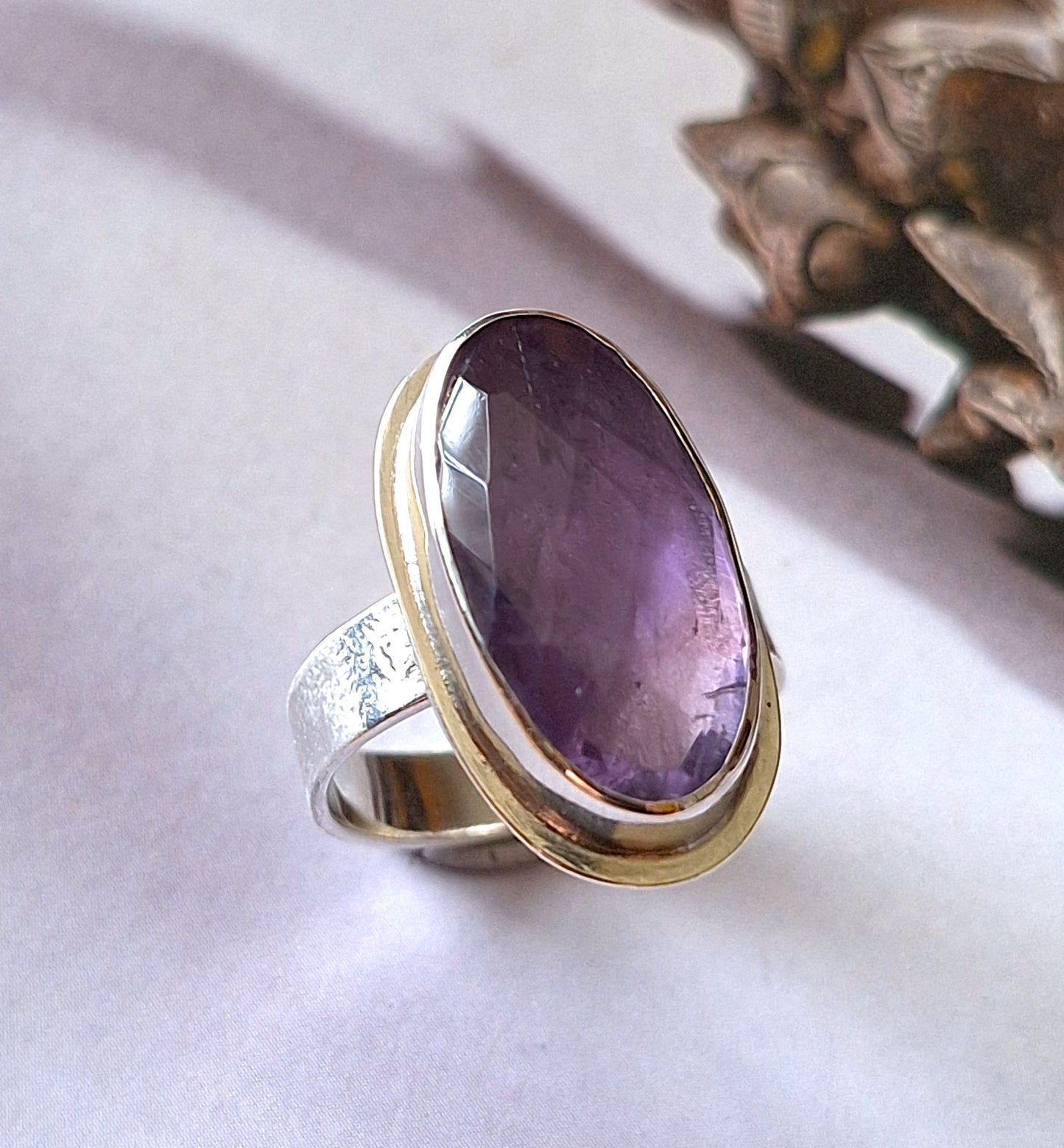 Anillo Amatista borde pequeño