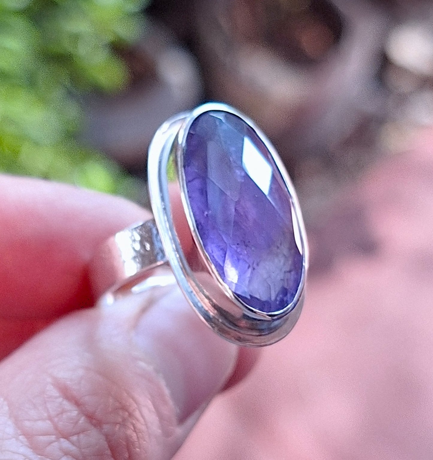 Anillo Amatista borde pequeño