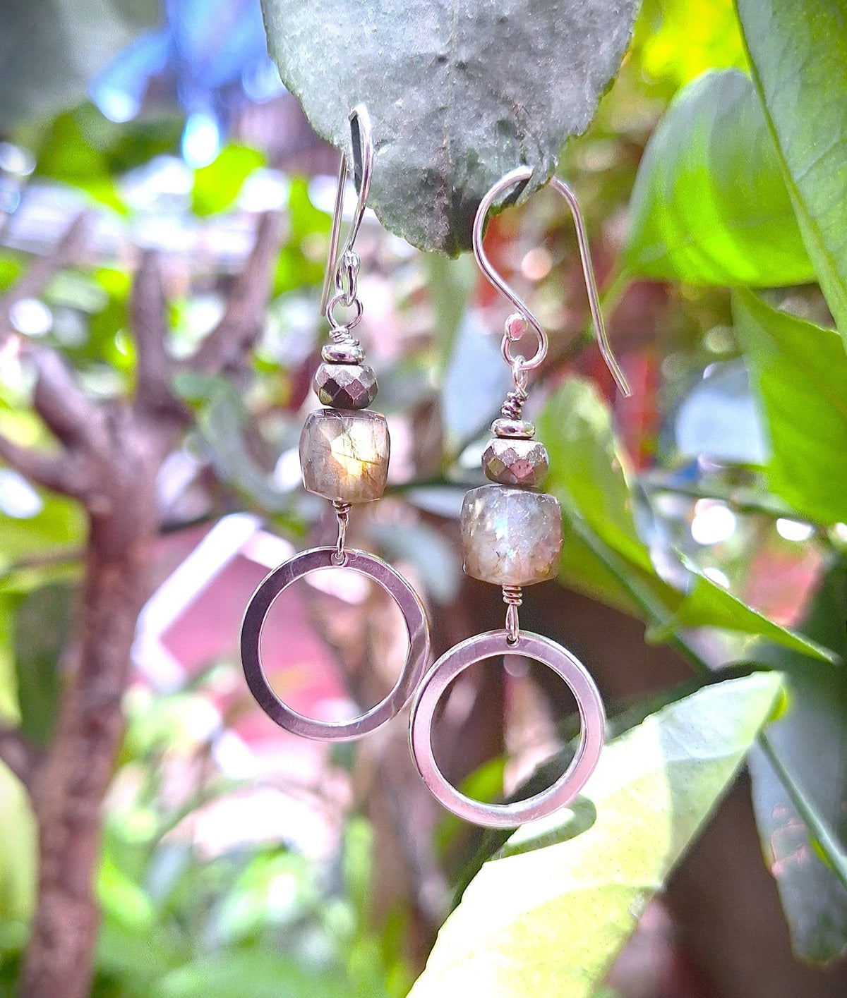 Aros Labradorita y Pirita círculos colgantes