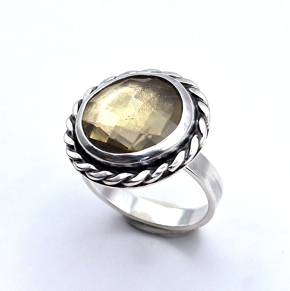 Anillo Cuarzo Limón borde trenza