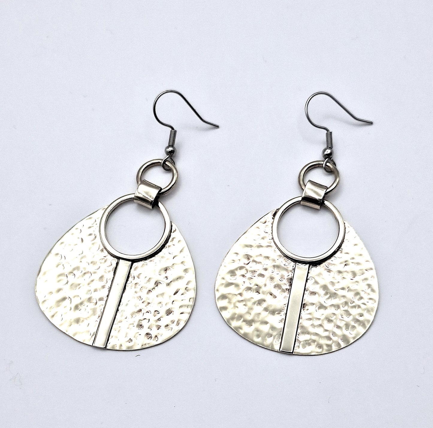 Aros étnicos martillados gota Alpaca