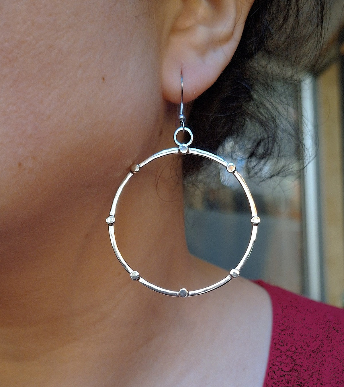 Aros étnicos círculos y tachas Alpaca